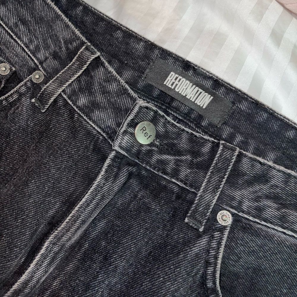 Reformation Seamed Jean in Pacific Wash size 28